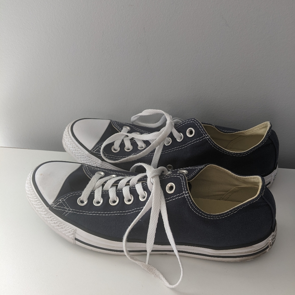 Converse Men's 8.5 Navy Low Top Sneakers Women 10.5